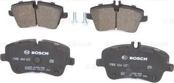 BOSCH 0 986 494 607 - Тормозные колодки, дисковые, комплект autospares.lv