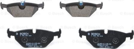 BOSCH 0 986 494 009 - Тормозные колодки, дисковые, комплект autospares.lv