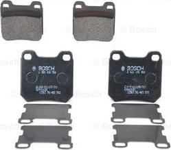 BOSCH 0 986 490 500 - Тормозные колодки, дисковые, комплект autospares.lv