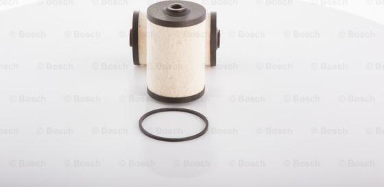 BOSCH 0 986 450 702 - Топливный фильтр autospares.lv