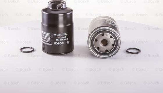 BOSCH 0 986 450 719 - Топливный фильтр autospares.lv