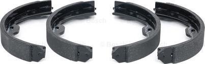 BOSCH 0 986 487 944 - Комплект тормозов, ручник, парковка autospares.lv