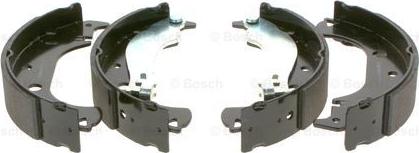 BOSCH 0 986 487 626 - Комплект тормозных колодок, барабанные autospares.lv