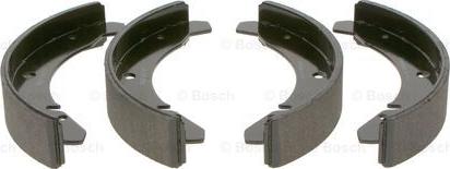 BOSCH 0 986 487 099 - Комплект тормозных колодок, барабанные autospares.lv