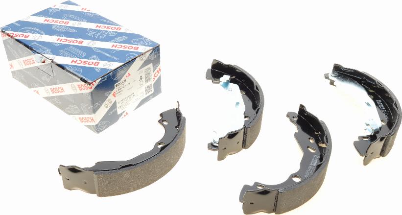 BOSCH 0 986 487 771 - Комплект тормозных колодок, барабанные autospares.lv