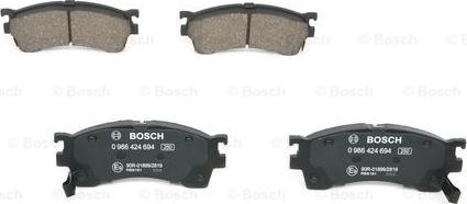 BOSCH 0 986 424 694 - Тормозные колодки, дисковые, комплект autospares.lv