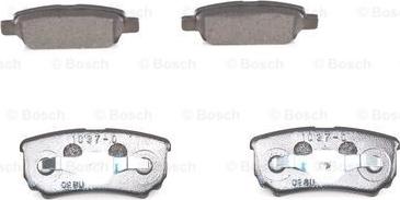 BOSCH 0 986 424 814 - Тормозные колодки, дисковые, комплект autospares.lv