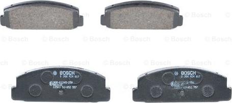 BOSCH 0 986 424 817 - Тормозные колодки, дисковые, комплект autospares.lv