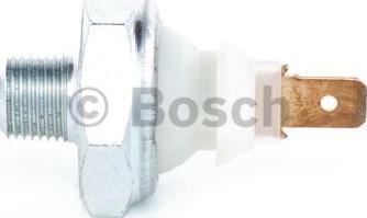 BOSCH 0 986 344 074 - Датчик, давление масла autospares.lv