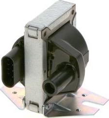 BOSCH 0 986 221 037 - Катушка зажигания autospares.lv