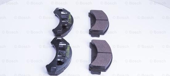 BOSCH 0 986 BB0 086 - Тормозные колодки, дисковые, комплект autospares.lv