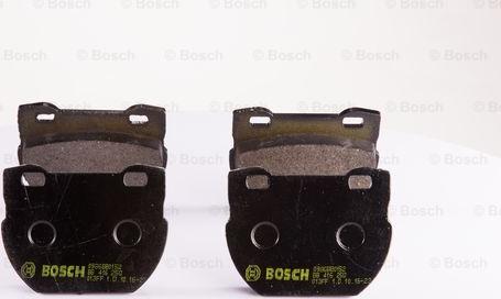 BOSCH 0 986 BB0 152 - Тормозные колодки, дисковые, комплект autospares.lv