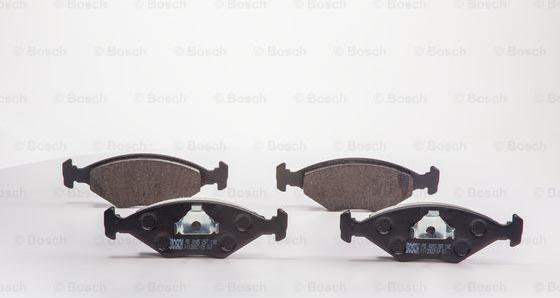 BOSCH 0 986 BB0 261 - Тормозные колодки, дисковые, комплект autospares.lv