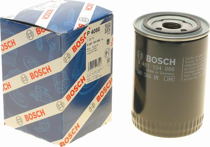 BOSCH 0 451 104 066 - Масляный фильтр autospares.lv