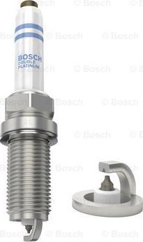 BOSCH 0 241 245 673 - Свеча зажигания autospares.lv