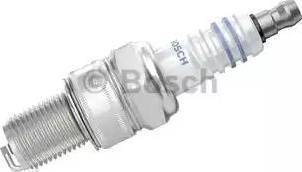 BOSCH 0 242 240 586 - Свеча зажигания autospares.lv