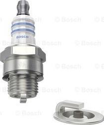 BOSCH 0 241 229 560 - Свеча зажигания autospares.lv