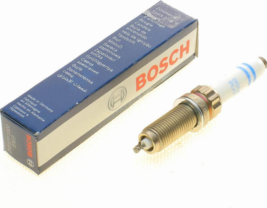 BOSCH 0 242 145 555 - Свеча зажигания autospares.lv