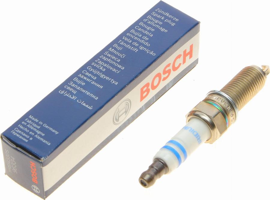 BOSCH 0 242 140 515 - Свеча зажигания autospares.lv