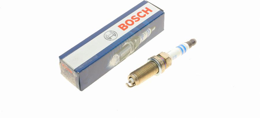 BOSCH 0 242 135 529 - Свеча зажигания autospares.lv