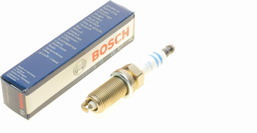 BOSCH 0 242 240 619 - Свеча зажигания autospares.lv