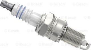 BOSCH 0 242 229 779 - Свеча зажигания autospares.lv