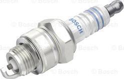 BOSCH 0 242 235 953 - Свеча зажигания autospares.lv