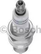 BOSCH 0 241 235 689 - Свеча зажигания autospares.lv