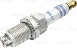 BOSCH 0 242 235 766 - Свеча зажигания autospares.lv