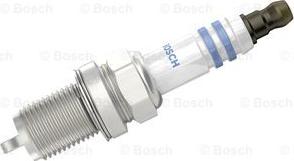 BOSCH 0 242 236 596 - Свеча зажигания autospares.lv