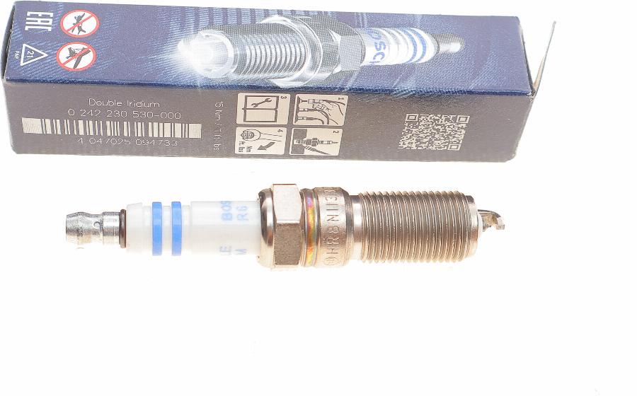 BOSCH 0 242 230 530 - Свеча зажигания autospares.lv