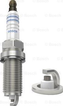 BOSCH 0 242 230 607 - Свеча зажигания autospares.lv