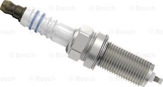 BOSCH 0 242 230 607 - Свеча зажигания autospares.lv