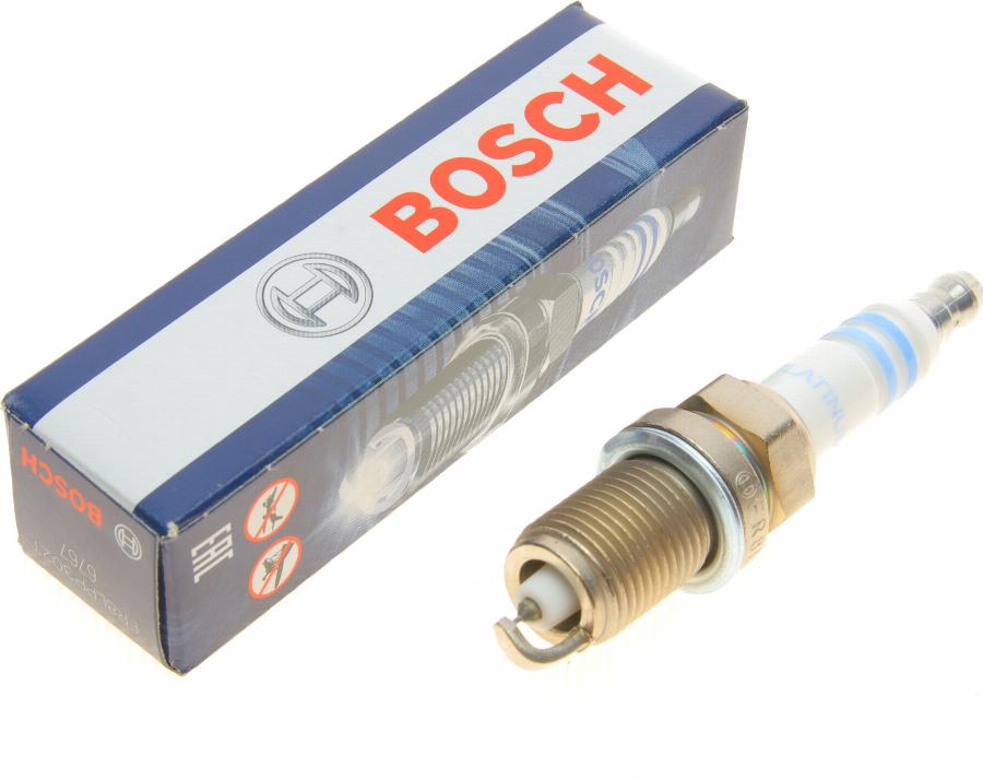 BOSCH 0 242 230 626 - Свеча зажигания autospares.lv