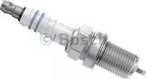 BOSCH 0 241 240 585 - Свеча зажигания autospares.lv