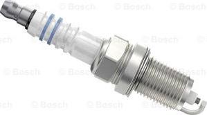 BOSCH 0 242 229 699 - Свеча зажигания autospares.lv