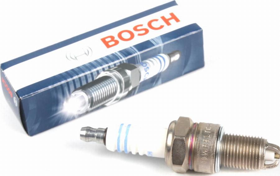 BOSCH 0 242 229 658 - Свеча зажигания autospares.lv