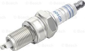 BOSCH 0 242 225 539 - Свеча зажигания autospares.lv