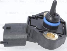 BOSCH 0 261 230 147 - Датчик, температуры / давления масла autospares.lv