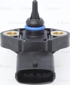 BOSCH 0 261 230 147 - Датчик, температуры / давления масла autospares.lv