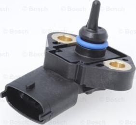 BOSCH 0 261 230 147 - Датчик, температуры / давления масла autospares.lv