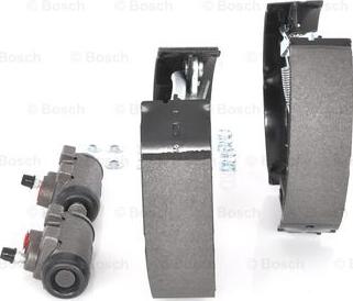 BOSCH 0 204 114 502 - Комплект тормозных колодок, барабанные autospares.lv