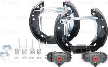 BOSCH 0 204 114 517 - Комплект тормозных колодок, барабанные autospares.lv