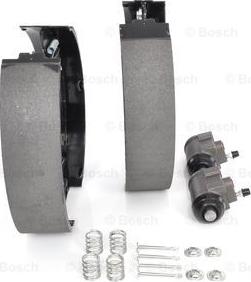 BOSCH 0 204 114 537 - Комплект тормозных колодок, барабанные autospares.lv