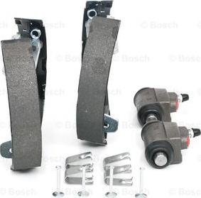 BOSCH 0 204 114 641 - Комплект тормозных колодок, барабанные autospares.lv