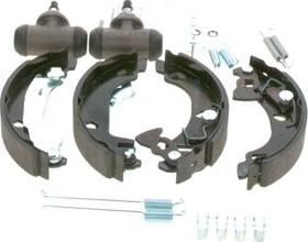 BOSCH 0 204 113 672 - Комплект тормозных колодок, барабанные autospares.lv