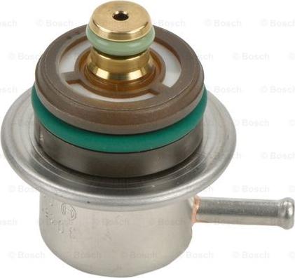 BOSCH 0 280 160 557 - Регулятор давления подачи топлива autospares.lv