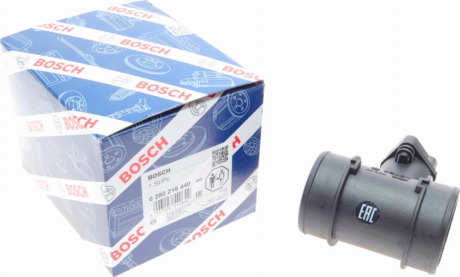 BOSCH 0 280 218 440 - Датчик потока, массы воздуха autospares.lv