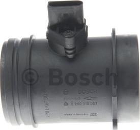 BOSCH 0 280 218 067 - Датчик потока, массы воздуха autospares.lv