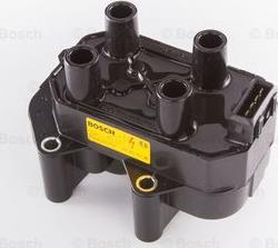 BOSCH 0 221 503 025 - Катушка зажигания autospares.lv